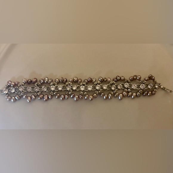 💜 Elegant Lavender Pearl Crystal Beaded Bracelet 💜 - Picture 4 of 12